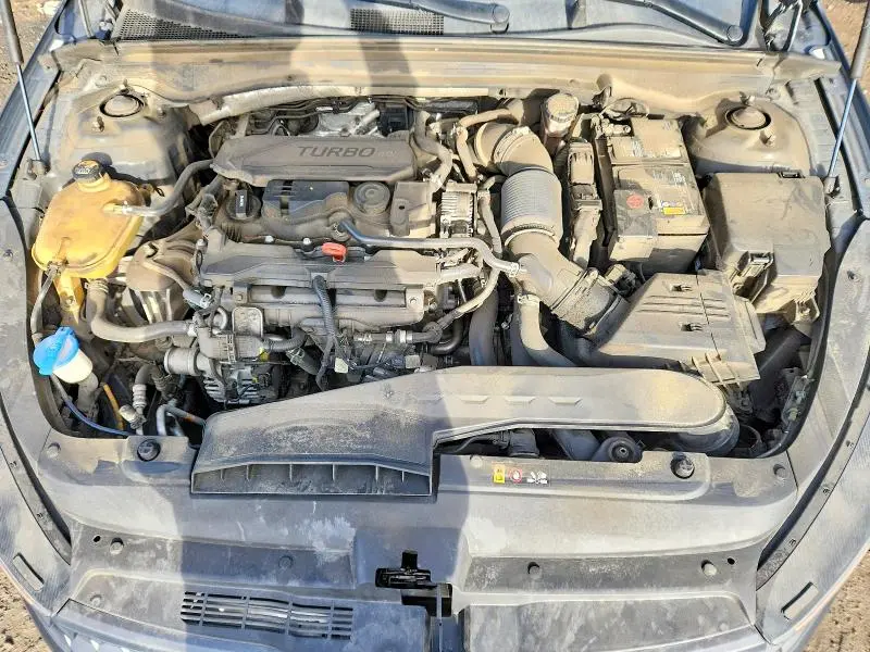 2022 KIA K5 EX  
