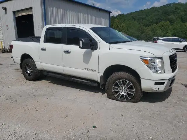 2021 NISSAN TITAN SV  