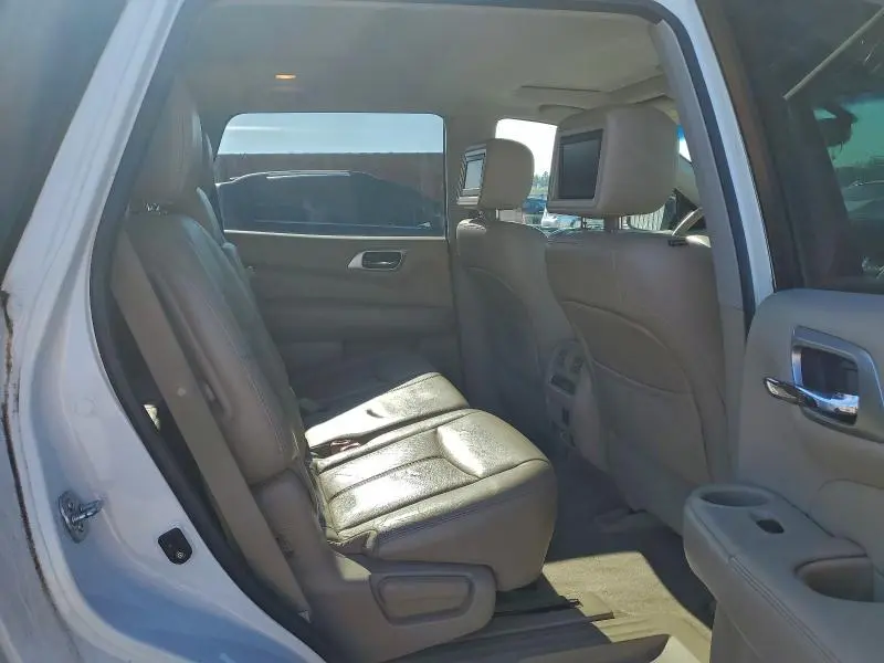 2014 NISSAN PATHFINDER S  
