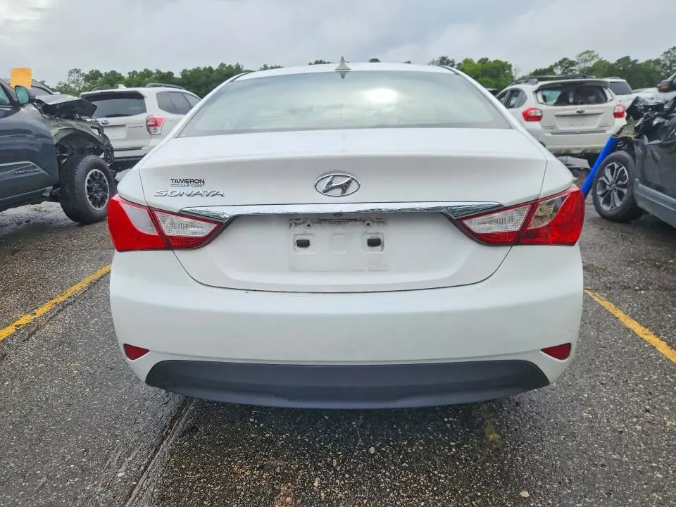 2014 HYUNDAI SONATA GLS  