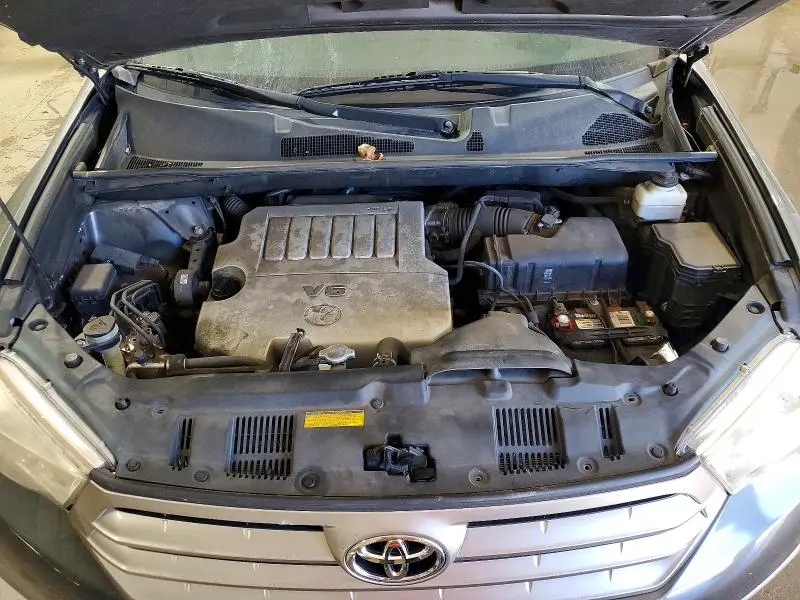 2011 TOYOTA HIGHLANDER LIMITED  