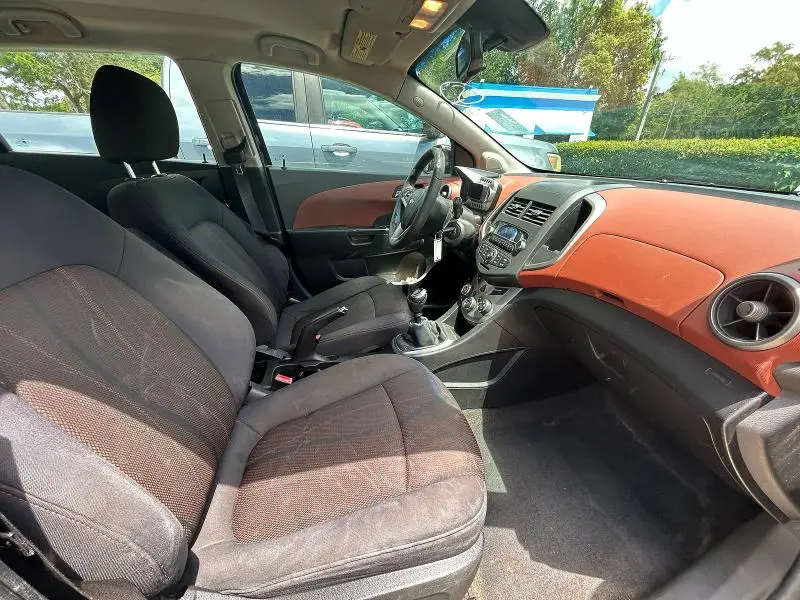 2012 CHEVROLET SONIC LT  