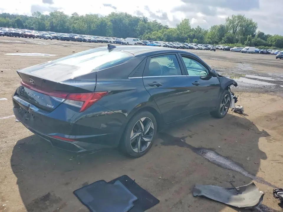 2023 HYUNDAI ELANTRA LIMITED  