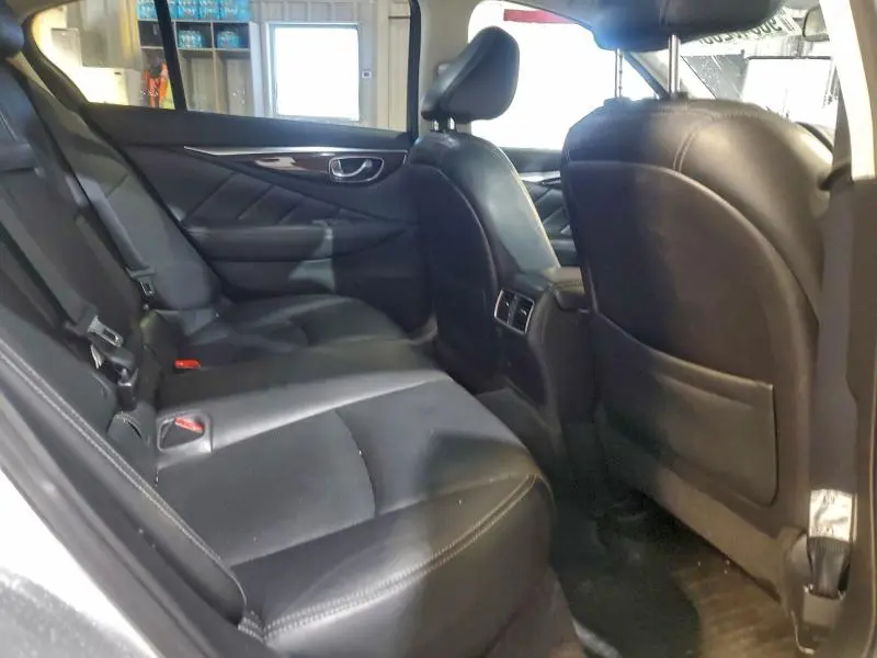 2017 INFINITI Q50   
