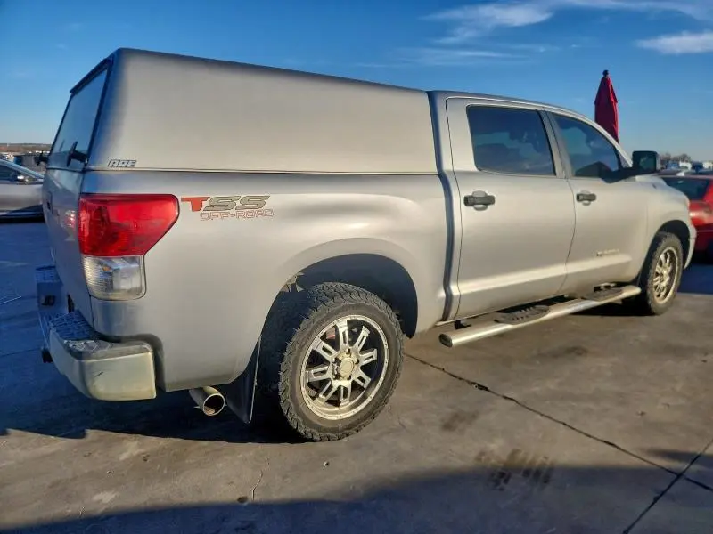2013 TOYOTA TUNDRA CREWMAX SR5  