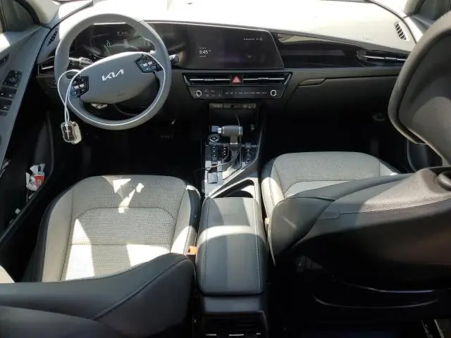 2025 KIA NIRO SX  