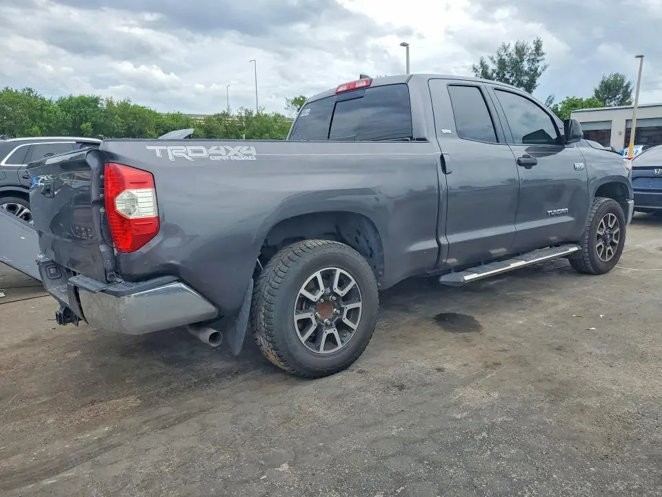 2020 TOYOTA TUNDRA SR5  