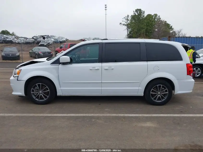 2017 DODGE GRAND CARAVAN SXT