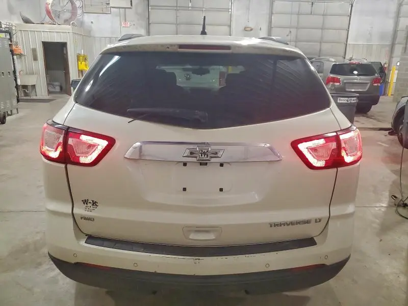 2013 CHEVROLET TRAVERSE LT  