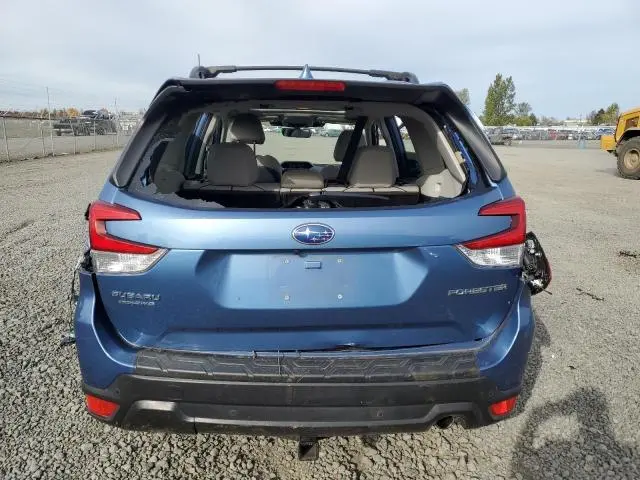 2022 SUBARU FORESTER LIMITED  