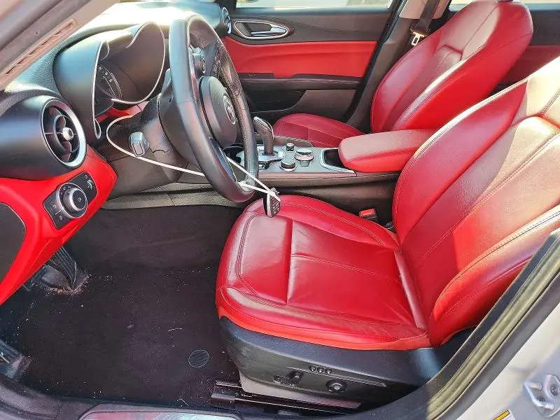 2021 ALFA ROMEO GIULIA   