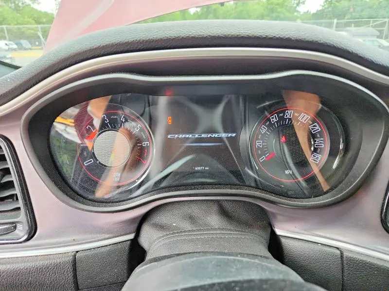 2020 DODGE CHALLENGER SXT  