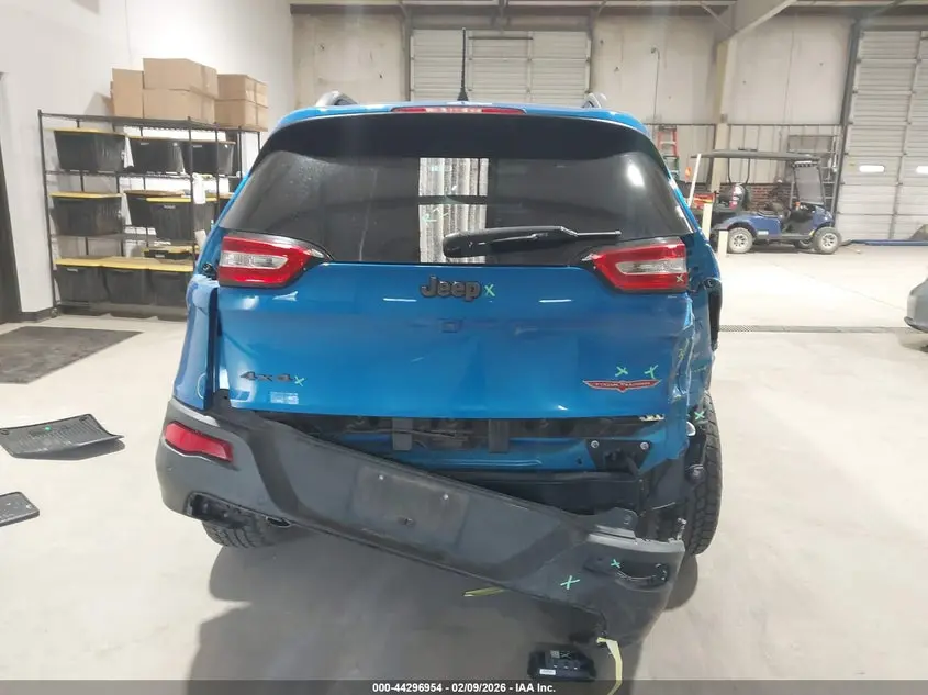 2018 JEEP CHEROKEE TRAILHAWK 4X4