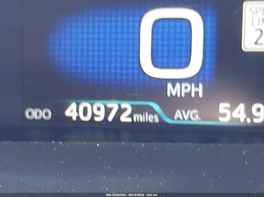 2022 TOYOTA PRIUS XLE