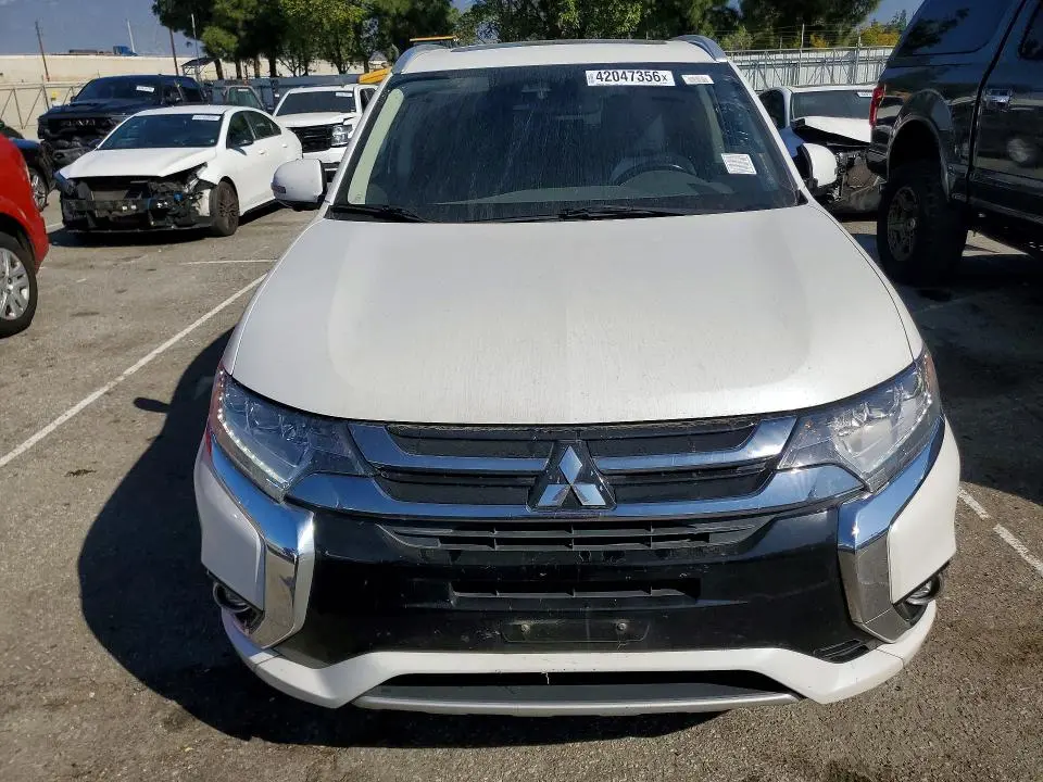 2018 MITSUBISHI OUTLANDER SE  