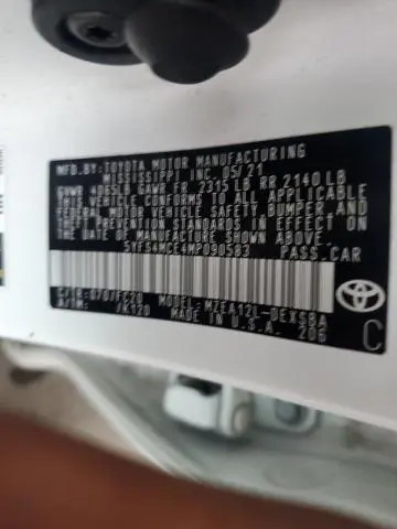 2021 TOYOTA COROLLA SE  