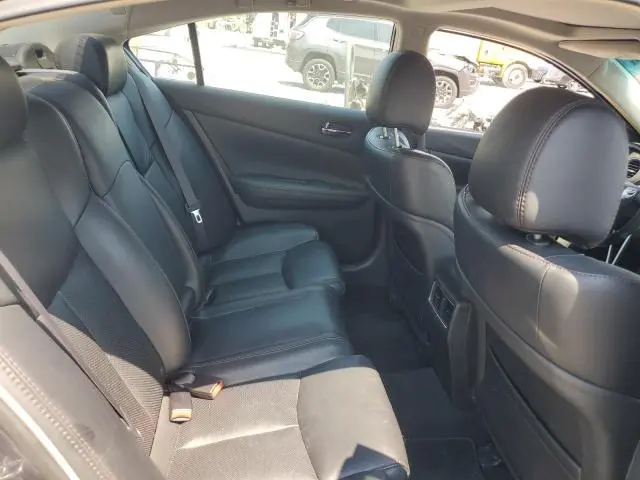 2013 NISSAN MAXIMA S  