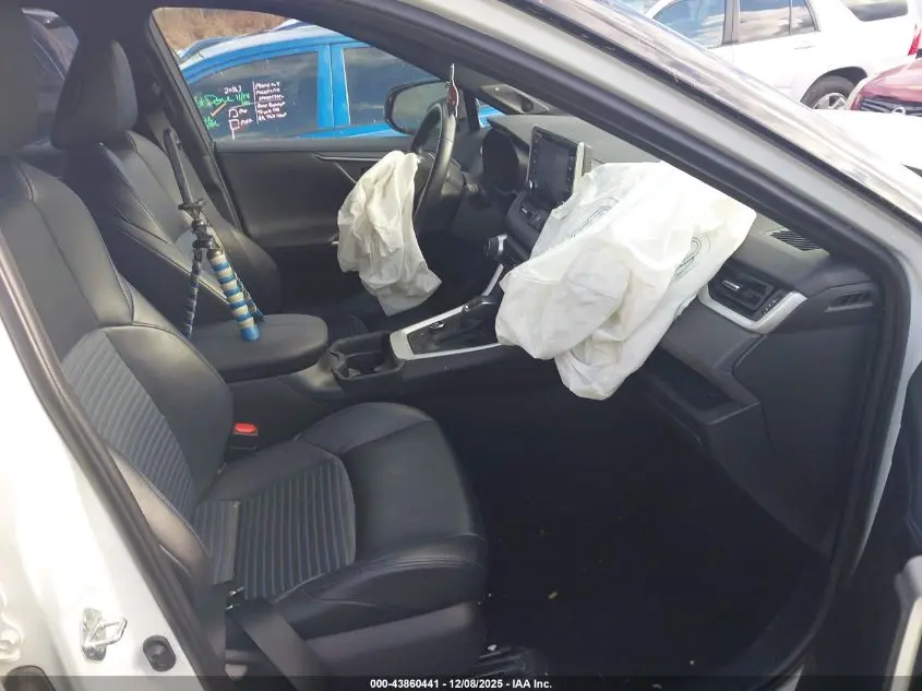 2020 TOYOTA RAV4 HYBRID XSE