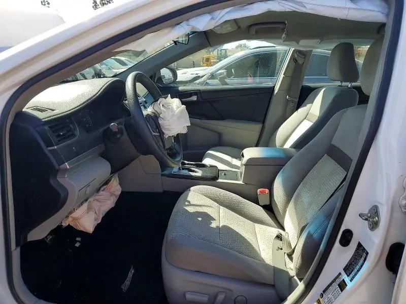 2014 TOYOTA CAMRY LE  