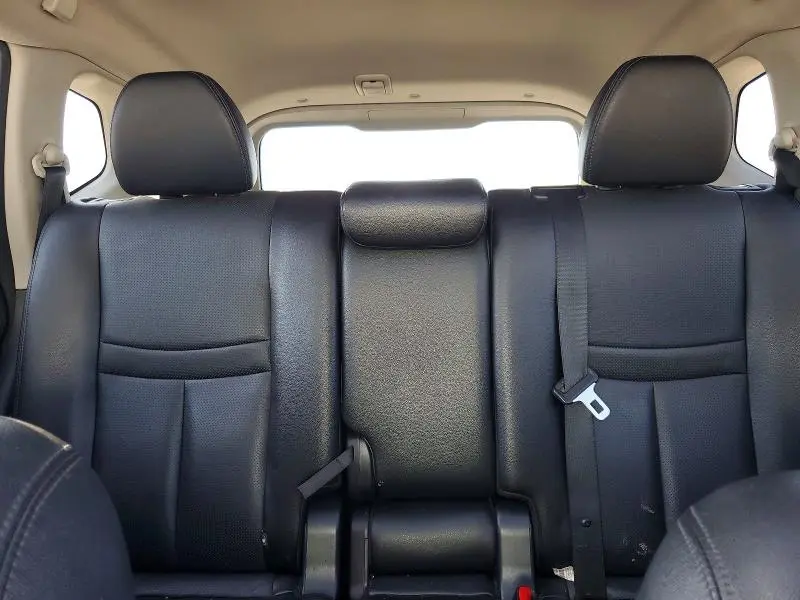 2015 NISSAN ROGUE SL  
