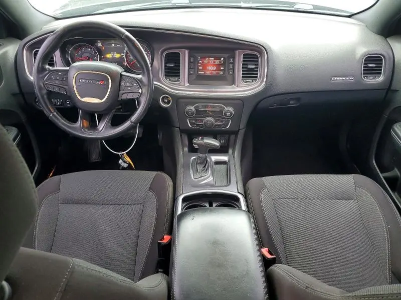 2015 DODGE CHARGER SE  
