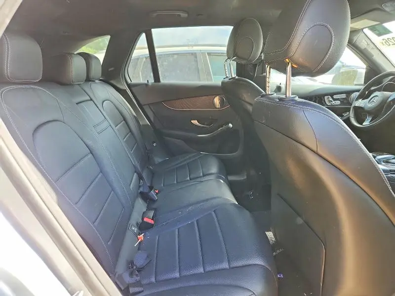 2017 MERCEDES-BENZ GLC 300  