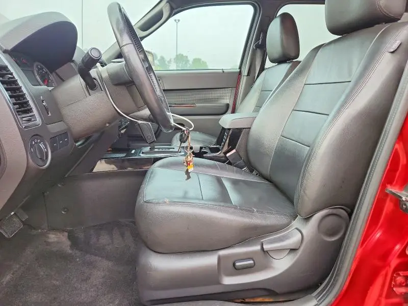 2010 FORD ESCAPE LIMITED  