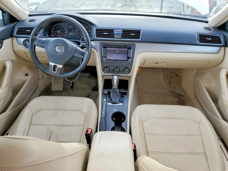 2015 VOLKSWAGEN PASSAT S  