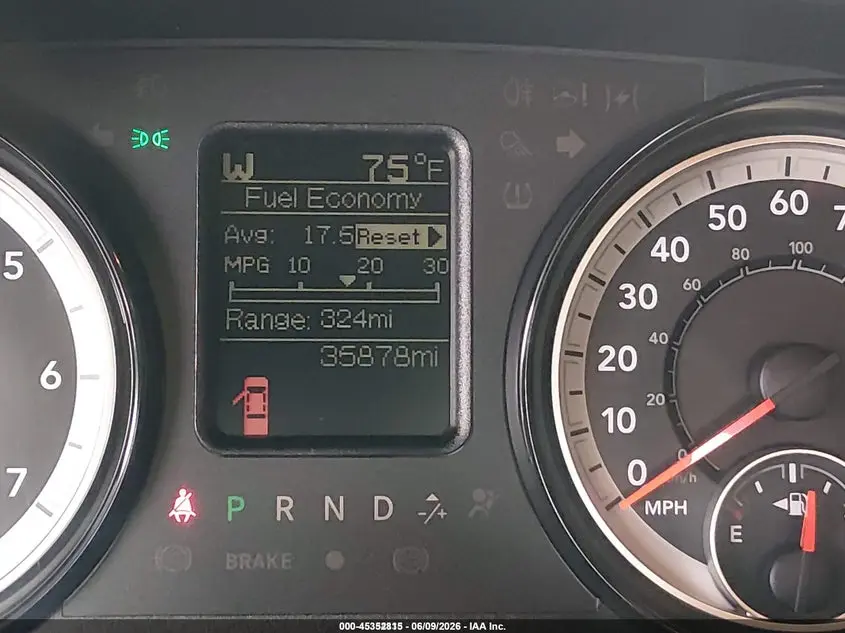 2017 RAM 1500 TRADESMAN  4X4 8' BOX