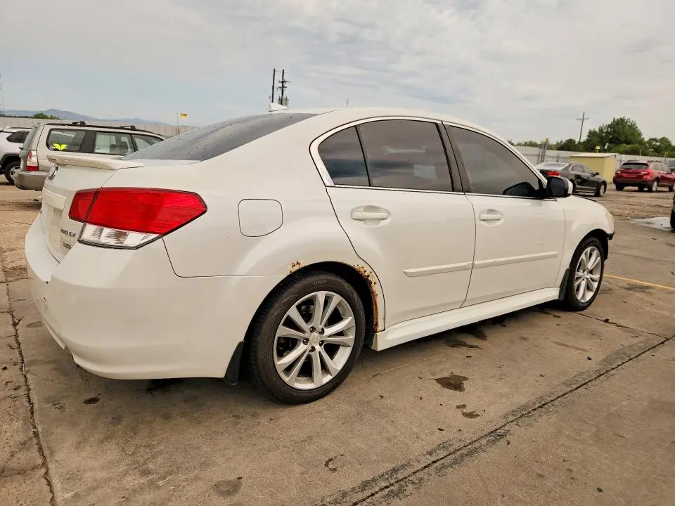 2013 SUBARU LEGACY 3.6R LIMITED  