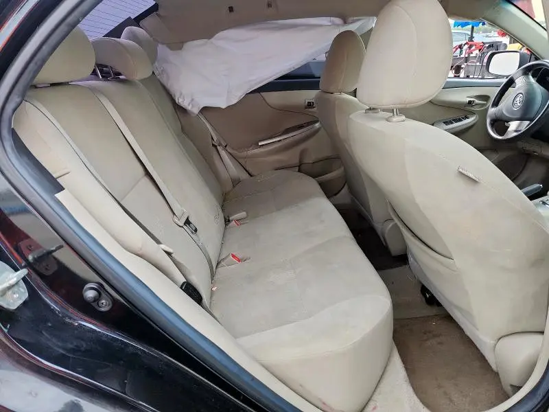 2013 TOYOTA COROLLA BASE  