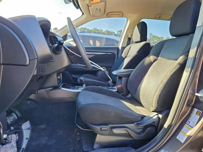 2020 MITSUBISHI OUTLANDER ES  