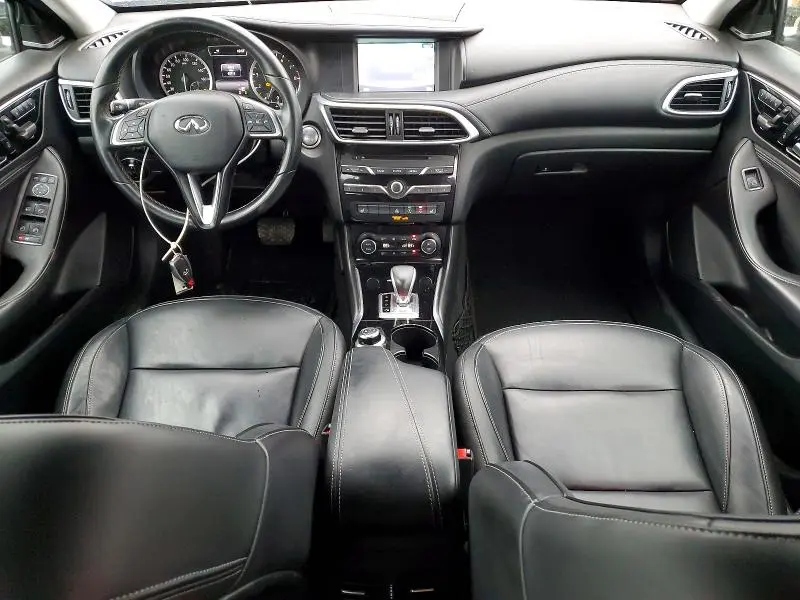 2018 INFINITI QX30 PREMIUM  