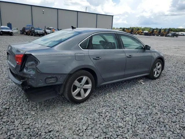 2013 VOLKSWAGEN PASSAT SE  