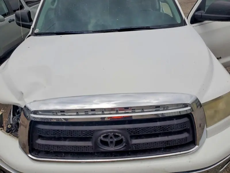2011 TOYOTA TUNDRA DOUBLE CAB SR5  