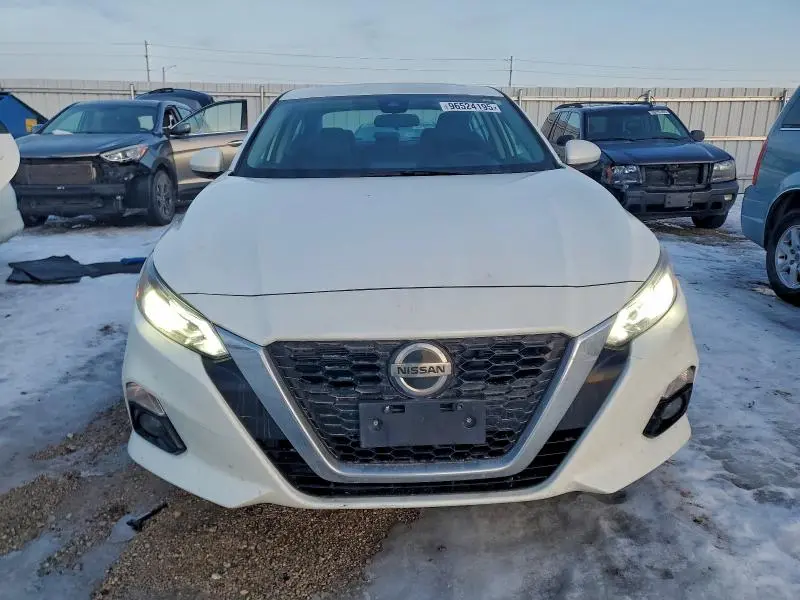 2021 NISSAN ALTIMA SL  