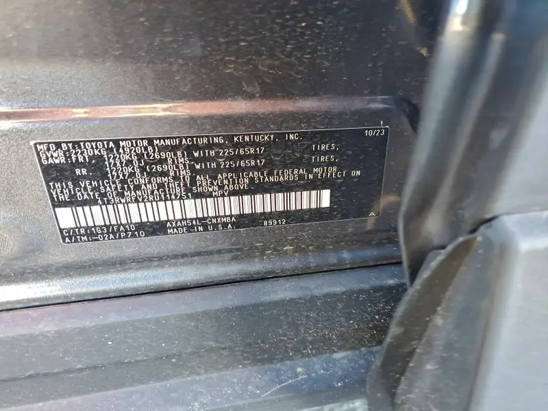 2024 TOYOTA RAV4 XLE  