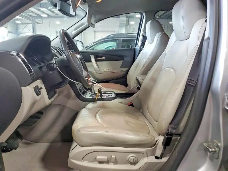 2012 GMC ACADIA SLT-1  