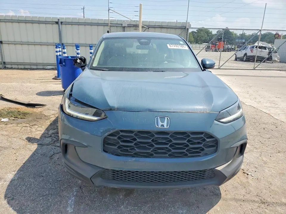 2023 HONDA HR-V LX  
