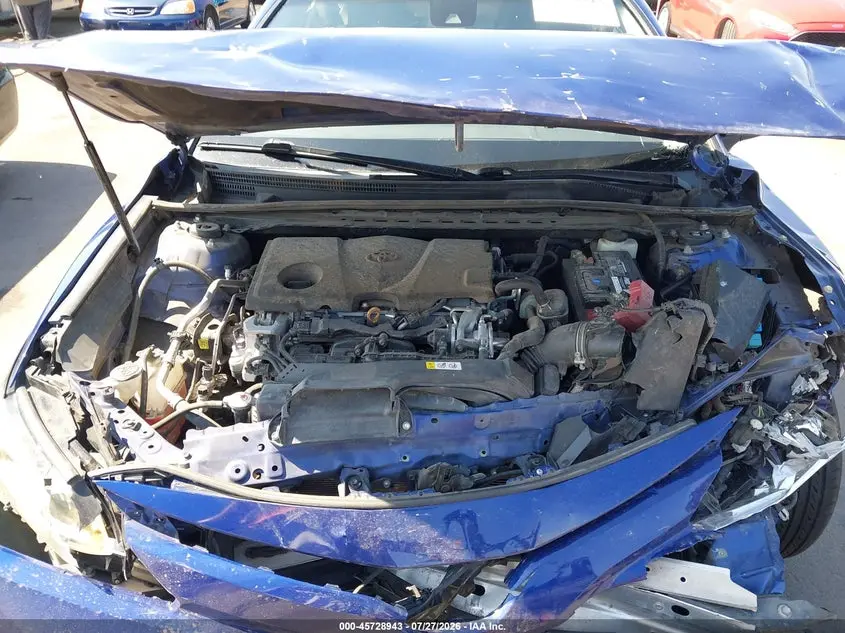 2018 TOYOTA CAMRY LE