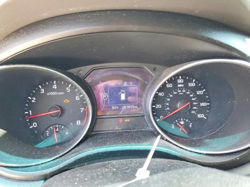 2017 KIA SEDONA LX  
