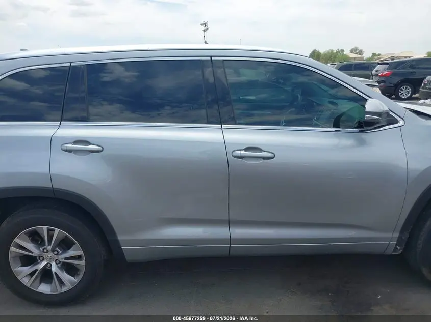 2014 TOYOTA HIGHLANDER XLE V6