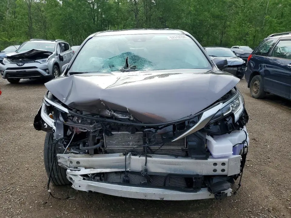 2022 TOYOTA SIENNA LE  