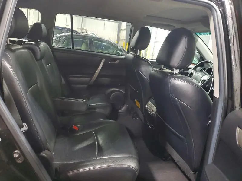 2012 TOYOTA HIGHLANDER BASE  