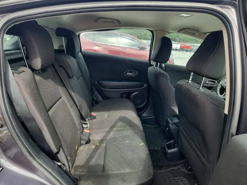 2017 HONDA HR-V LX  