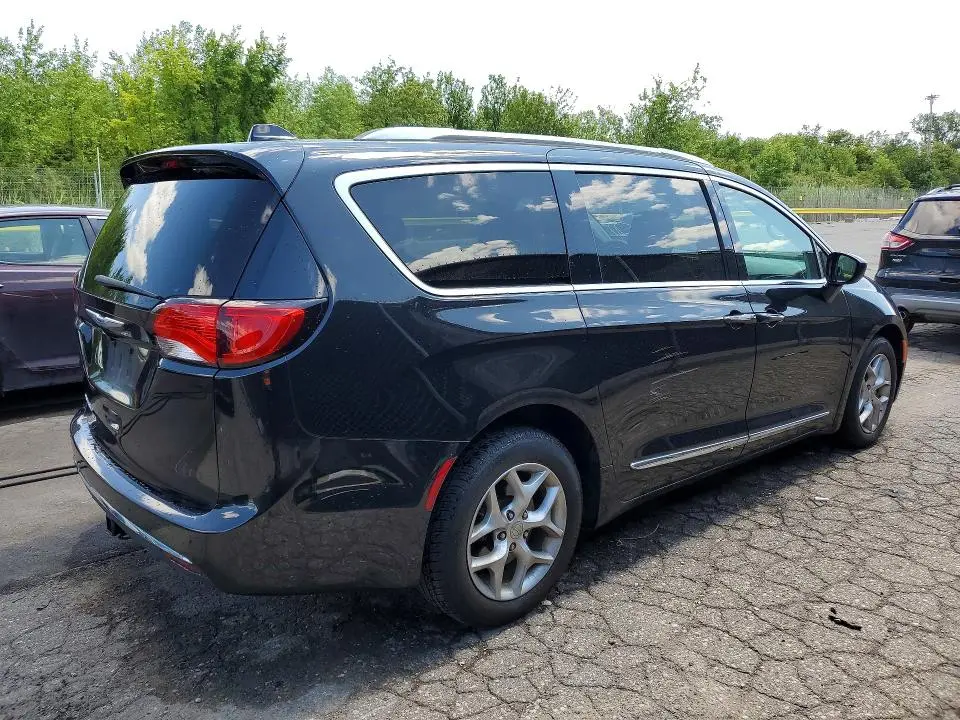 2018 CHRYSLER PACIFICA TOURING L PLUS  