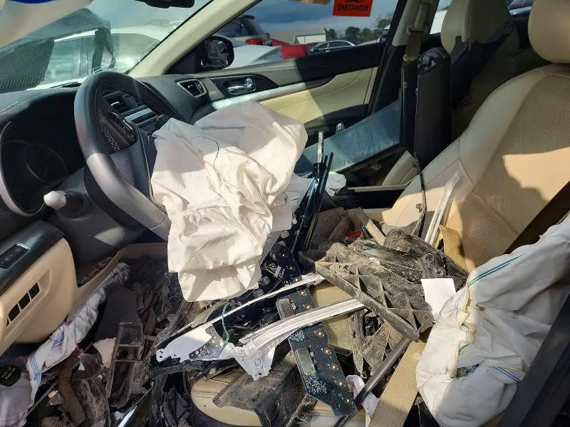 2019 NISSAN MAXIMA S  