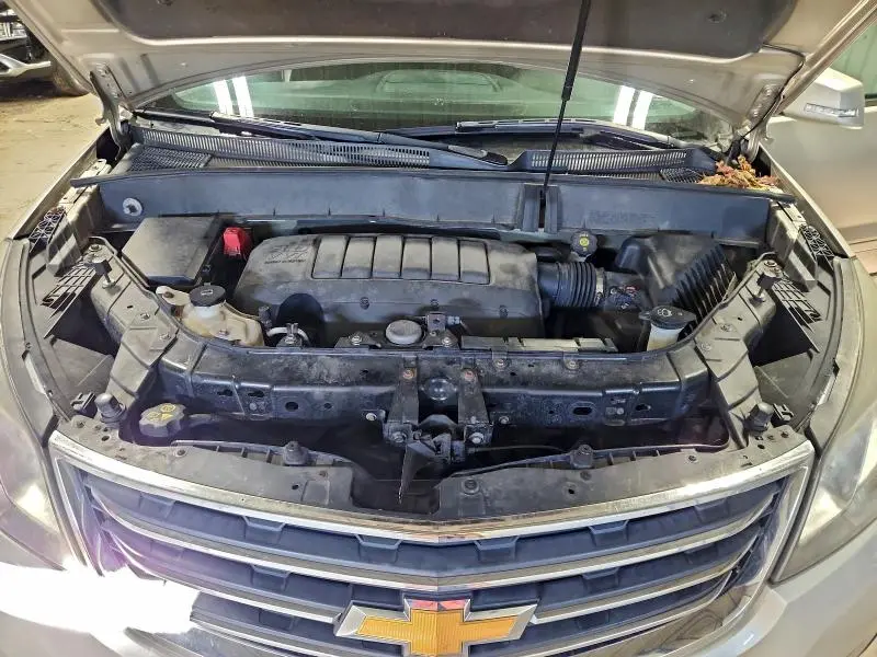 2013 CHEVROLET TRAVERSE LT  