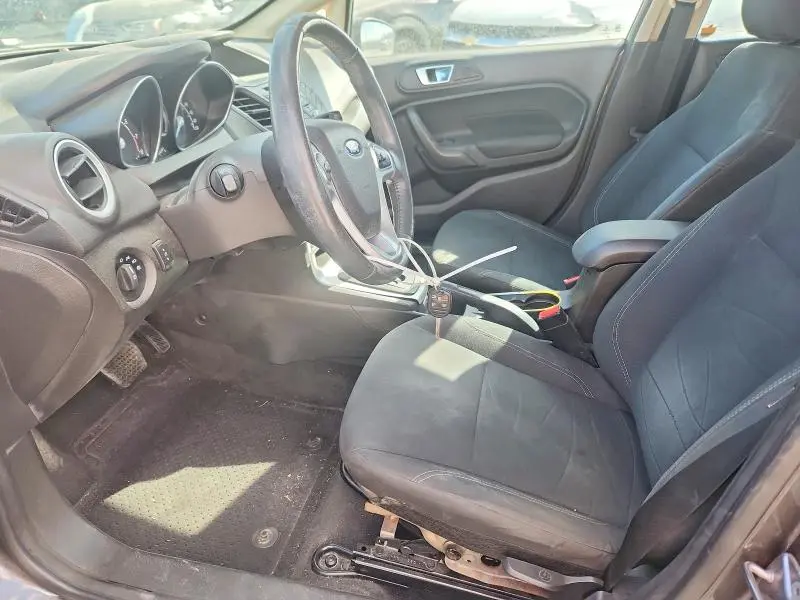 2015 FORD FIESTA SE  