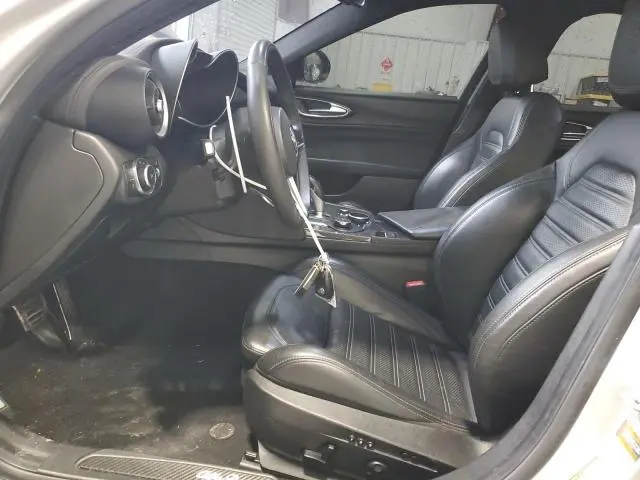 2019 ALFA ROMEO GIULIA TI  
